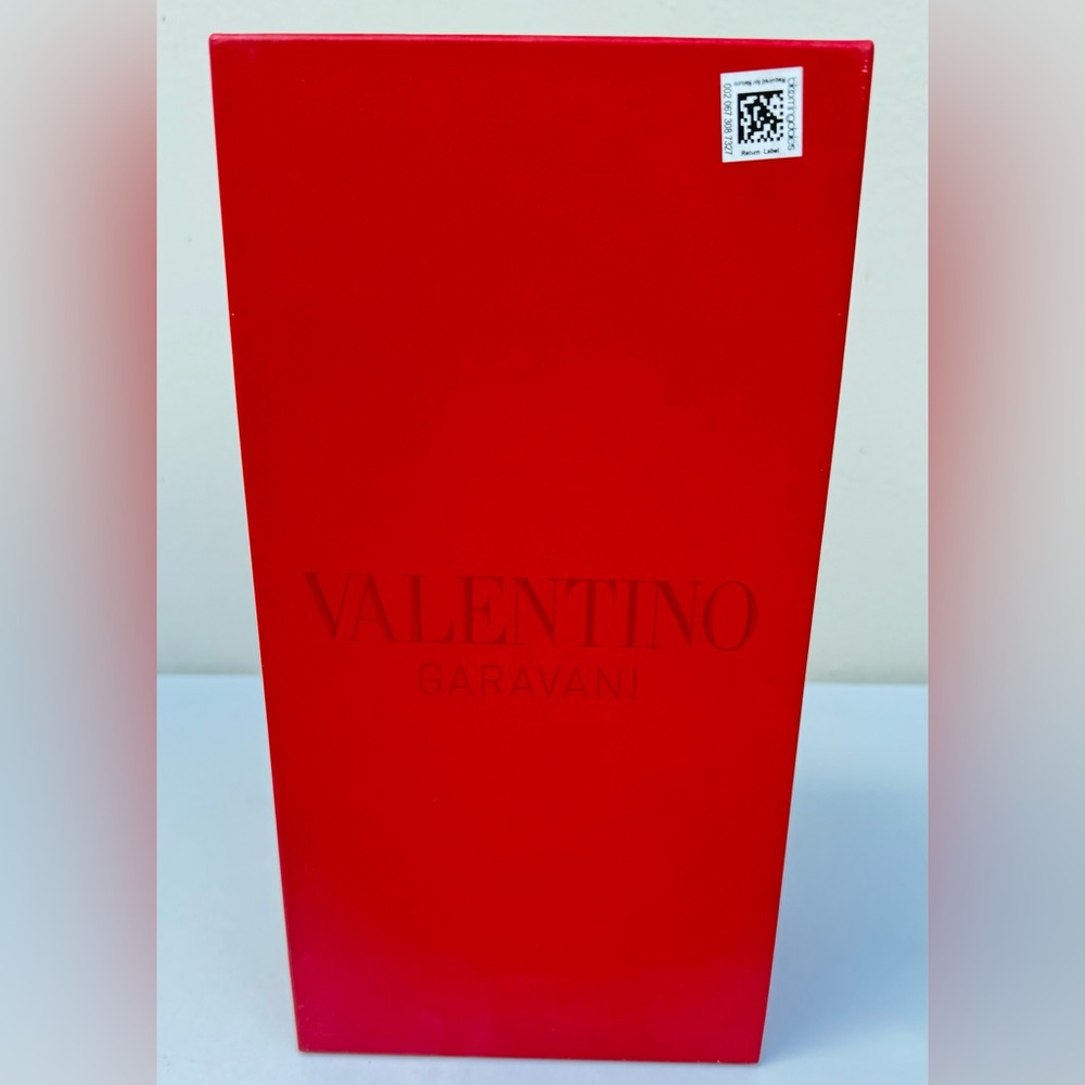 Valentino Garavani Authentic Shoe Box with Original Logo Tissue
